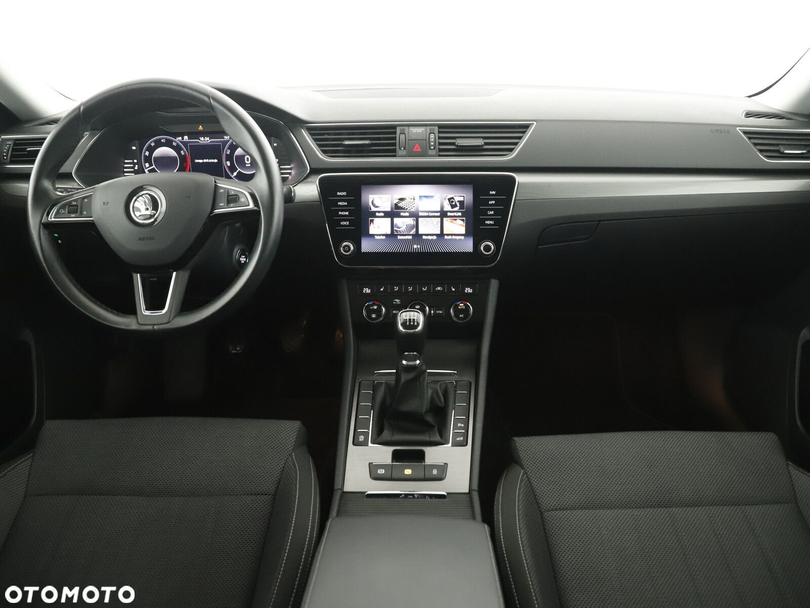 Skoda Superb 1.5 TSI ACT Style - 9