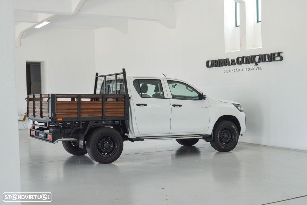 Toyota Hilux 2.4 D-4D 4X2 Cabine Dupla 5L - 51