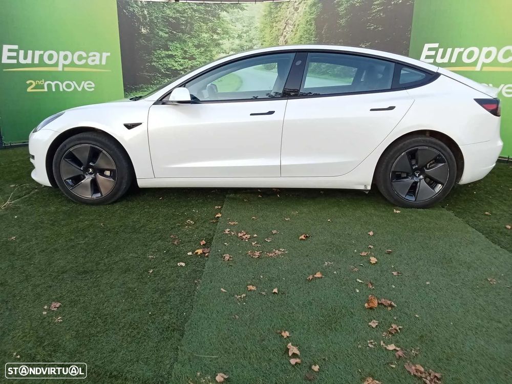 Tesla Model 3 Long Range Tração Traseira - 4