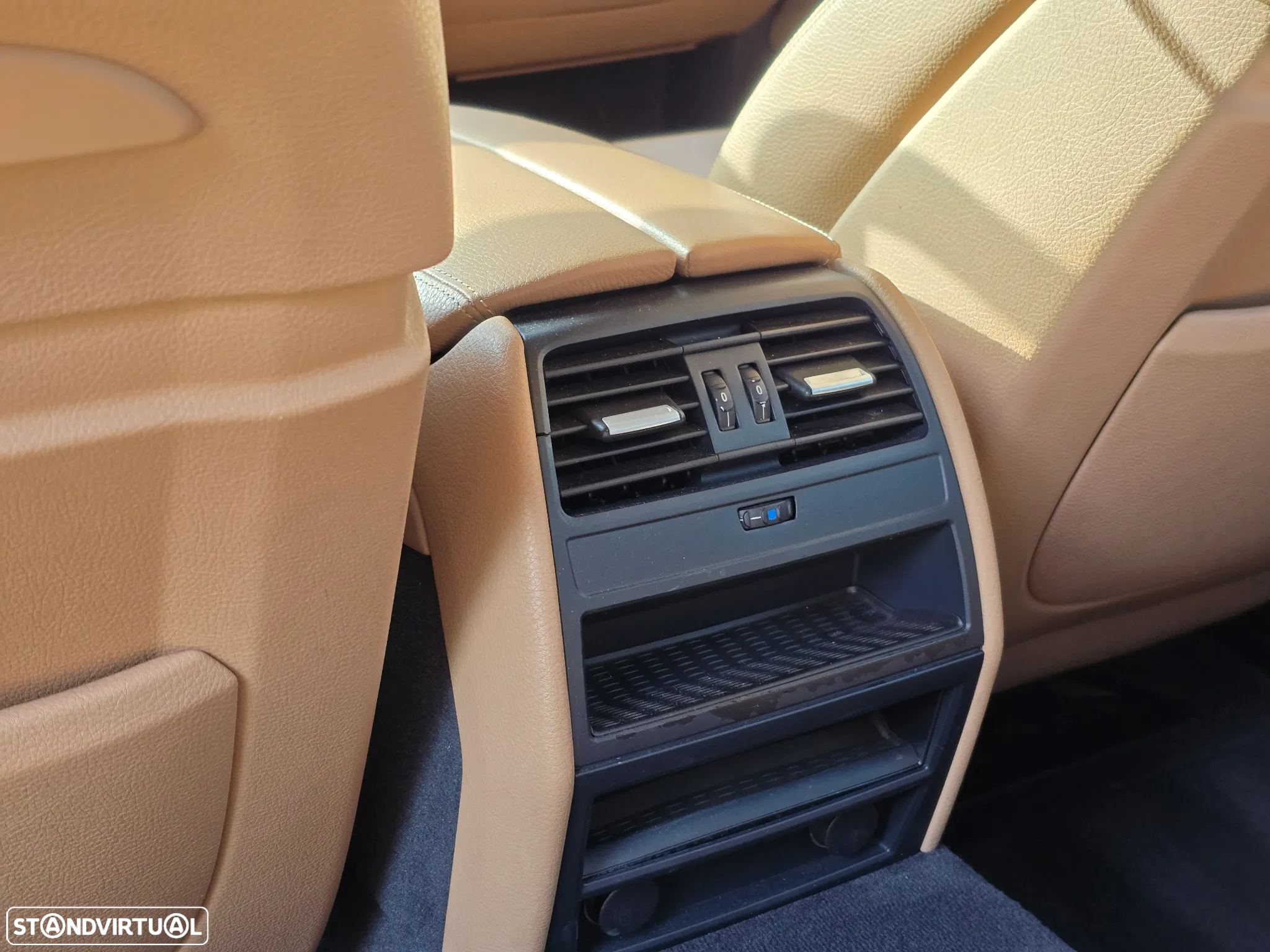 BMW 740 d Pack M - 41