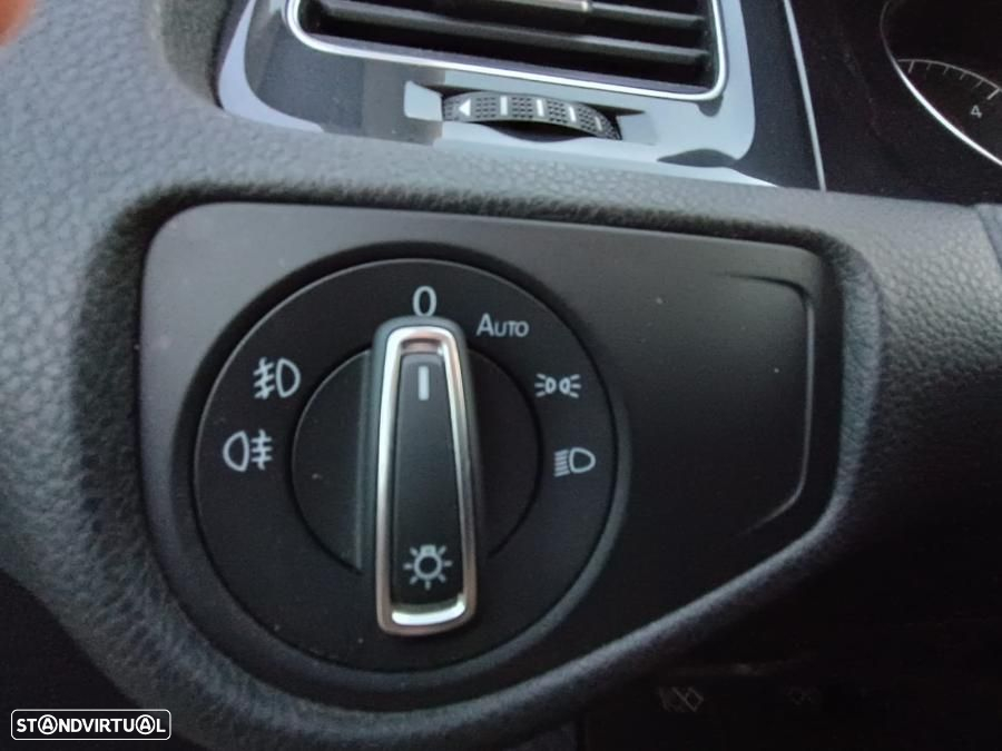 VW Golf Variant 1.6 TDI Confortline - 6