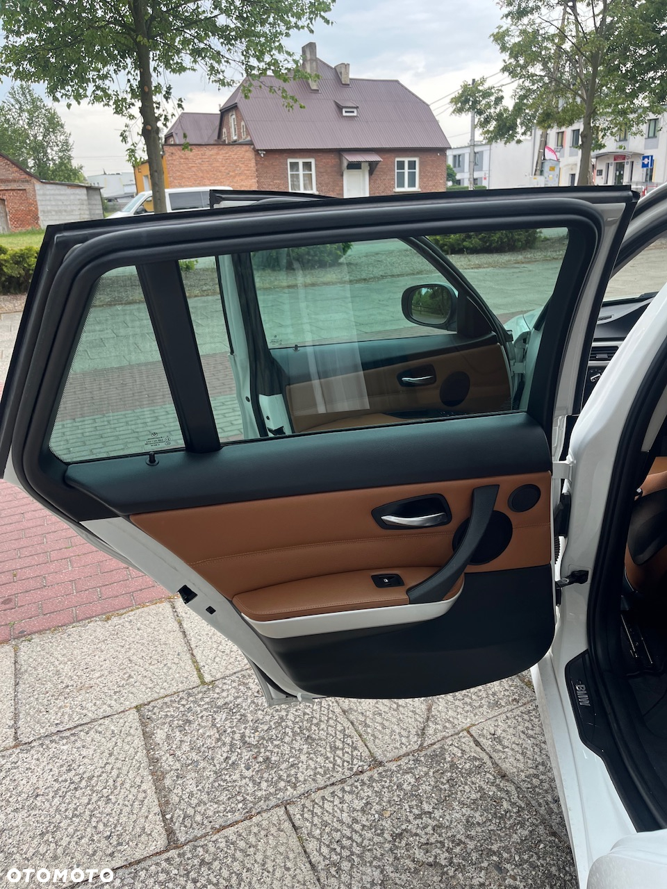 BMW Seria 3 318d - 8