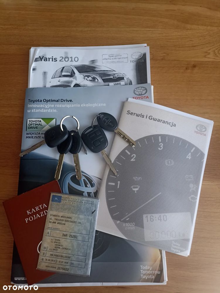 Toyota Yaris - 14