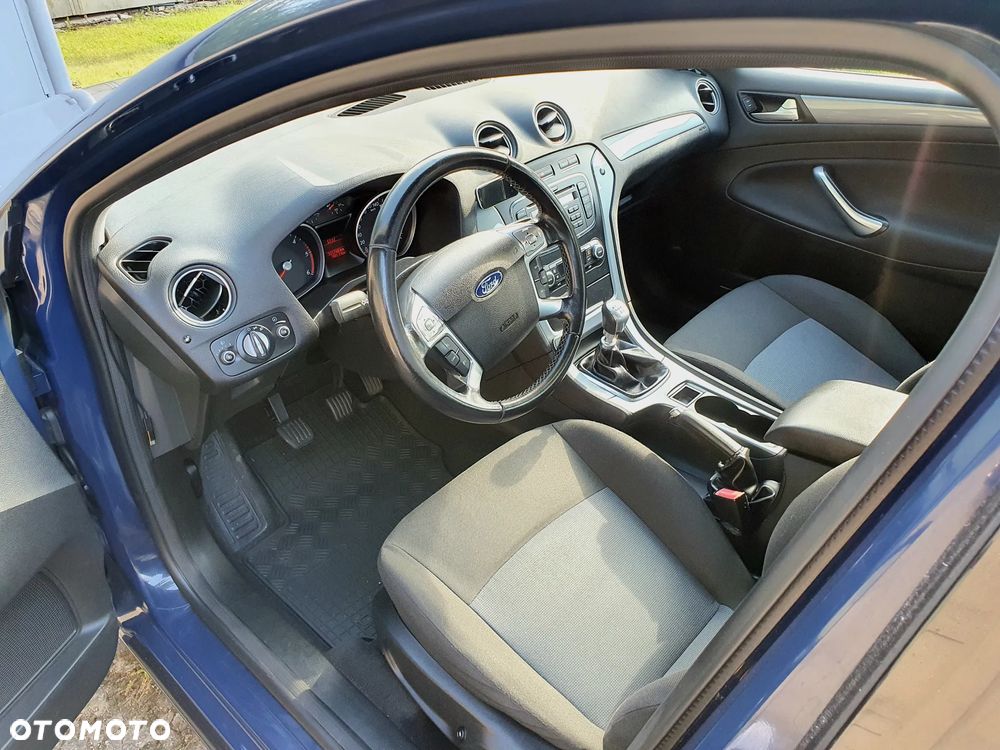 Ford Mondeo 2.0 TDCi Trend - 11
