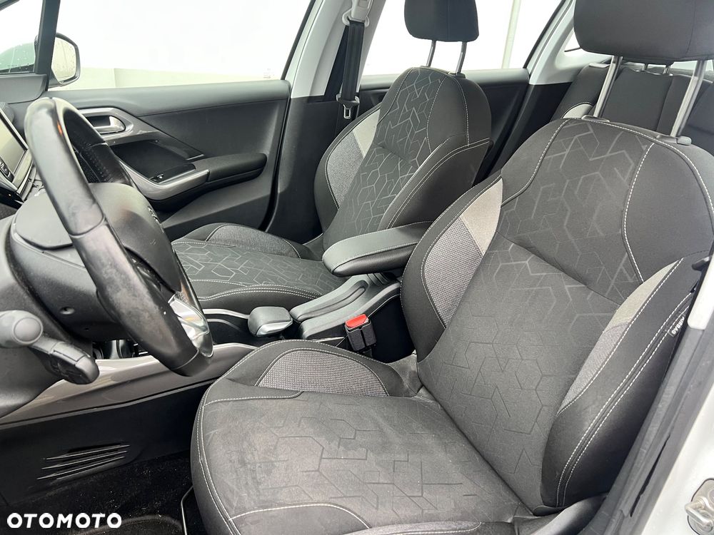 Peugeot 2008 PureTech 110 GPF Stop&Start EAT6 Active - 21