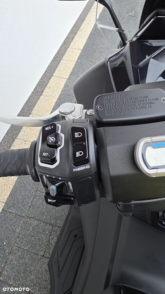 Kymco CV3 - 10