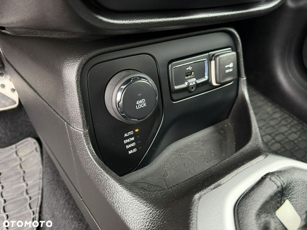 Jeep Renegade - 19