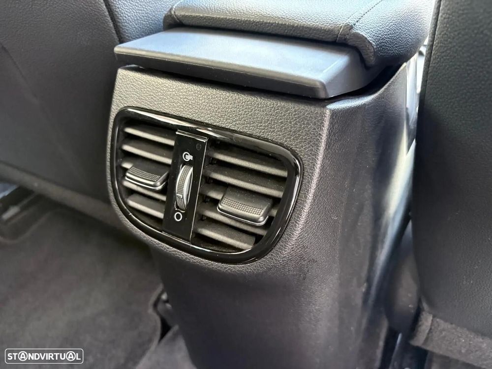Kia Ceed SW 1.4 T-GDI Drive+SRF 7DCT - 57