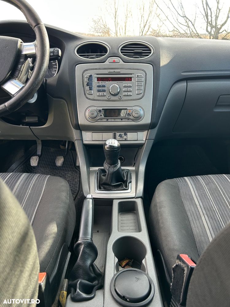 Ford Focus 1.6 TDCI Trend - 11
