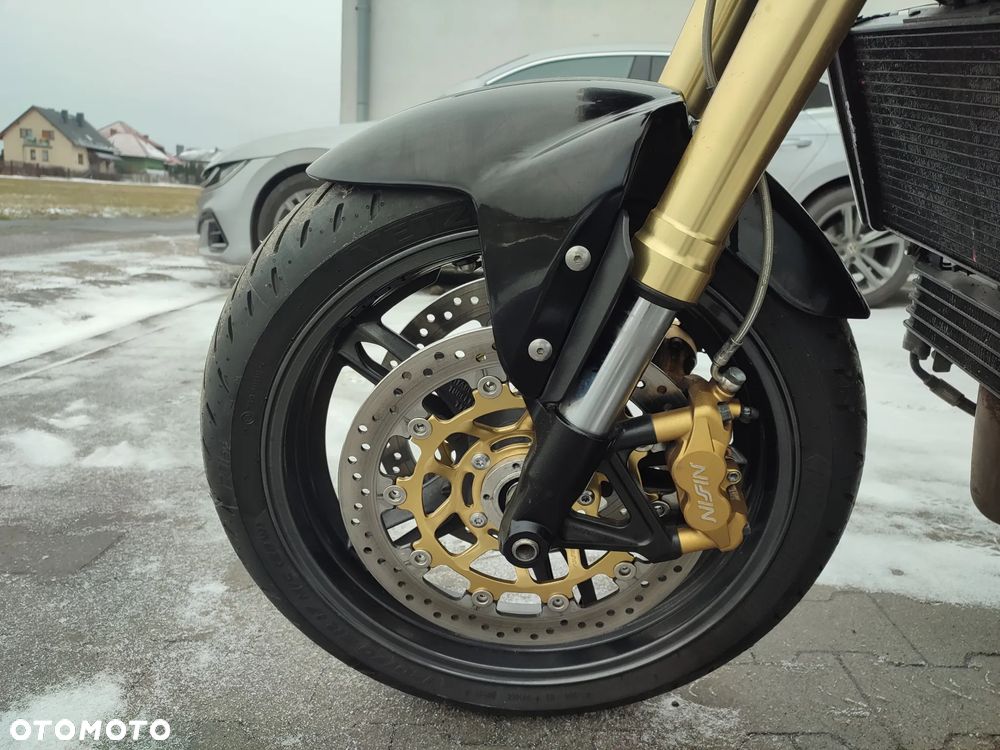 Triumph Speed Triple - 8