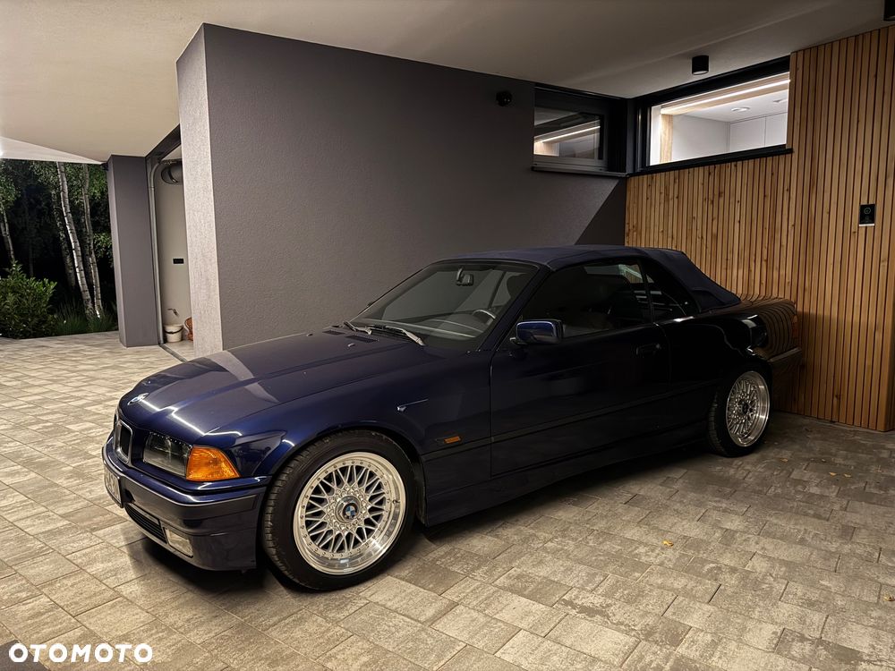 BMW Seria 3 320i Cabriolet - 27
