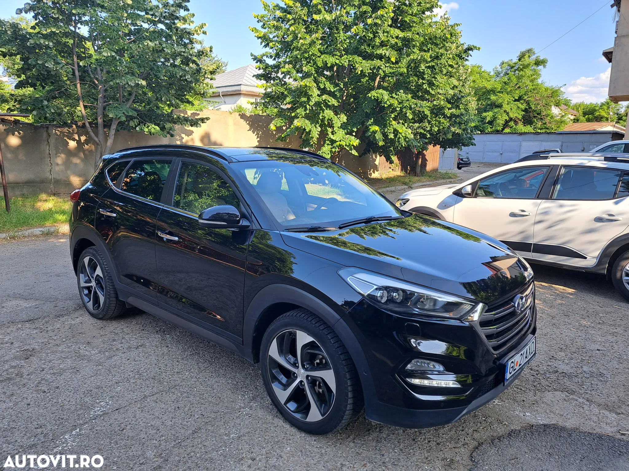Hyundai Tucson 2.0 CRDI 4WD 6AT Luxury+ - 25