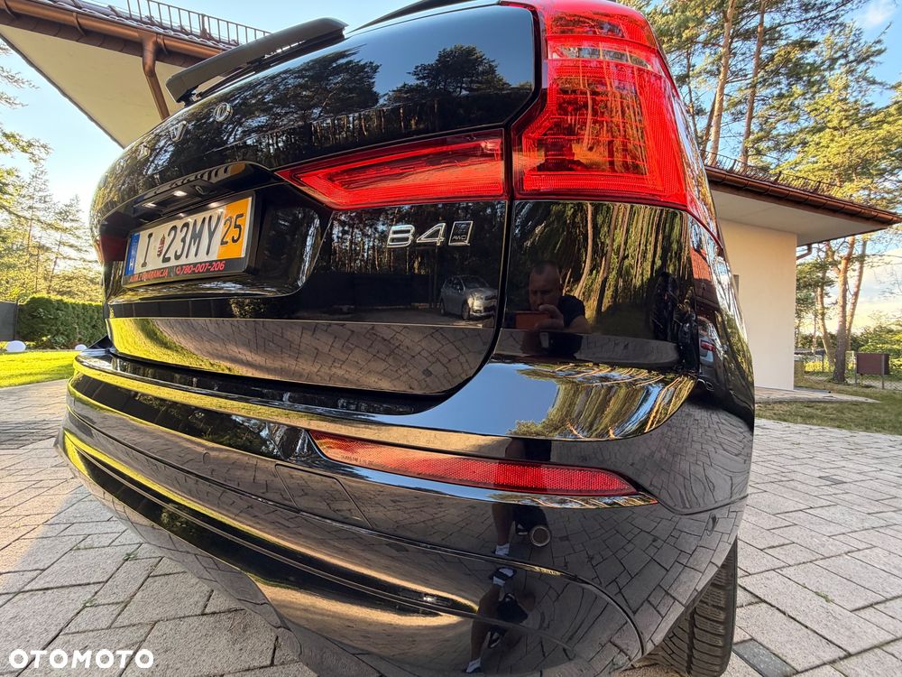 Volvo XC 60 B4 D AWD Geartronic Momentum Pro - 12