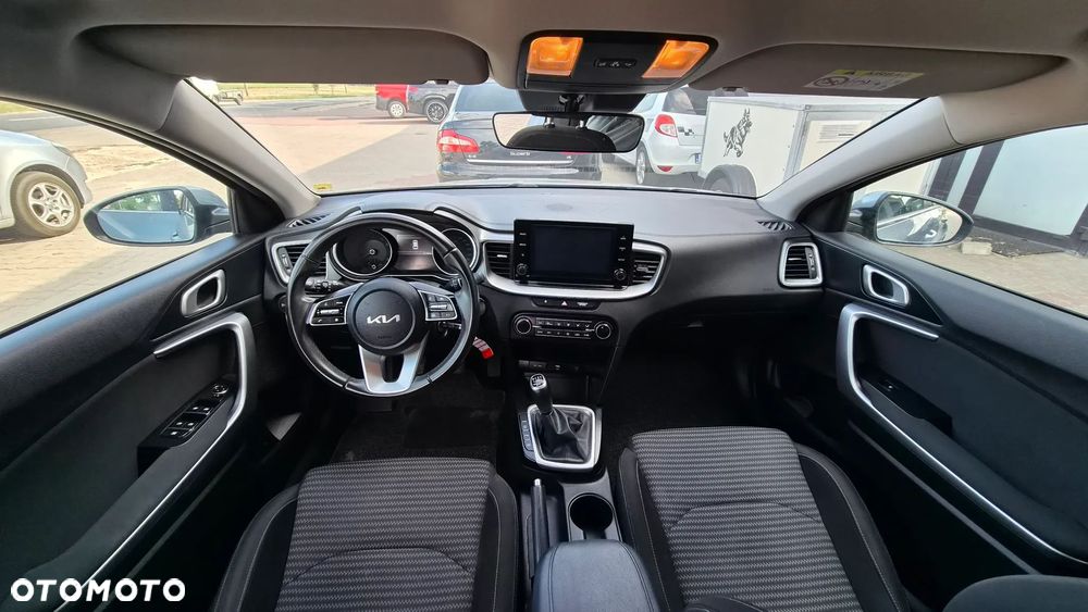 Kia Ceed 1.5 T-GDI Business Line Plus - 8