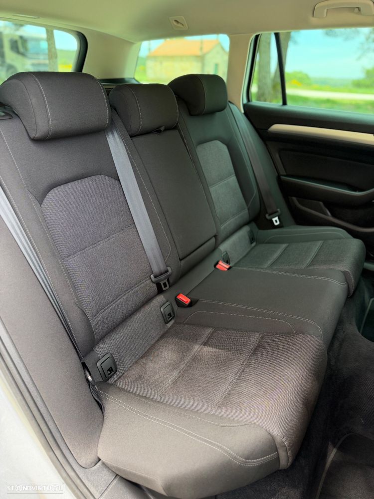 VW Passat Variant 1.5 TSI Confortline DSG - 53