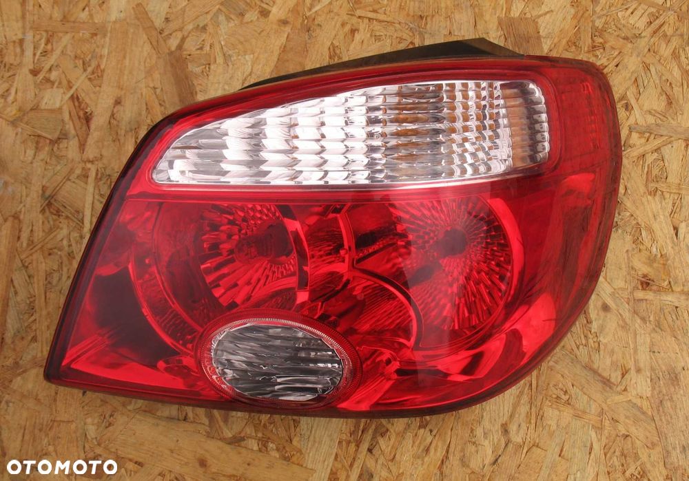 Mitsubishi Outlander I Lampa tył Lewa Prawa - 2