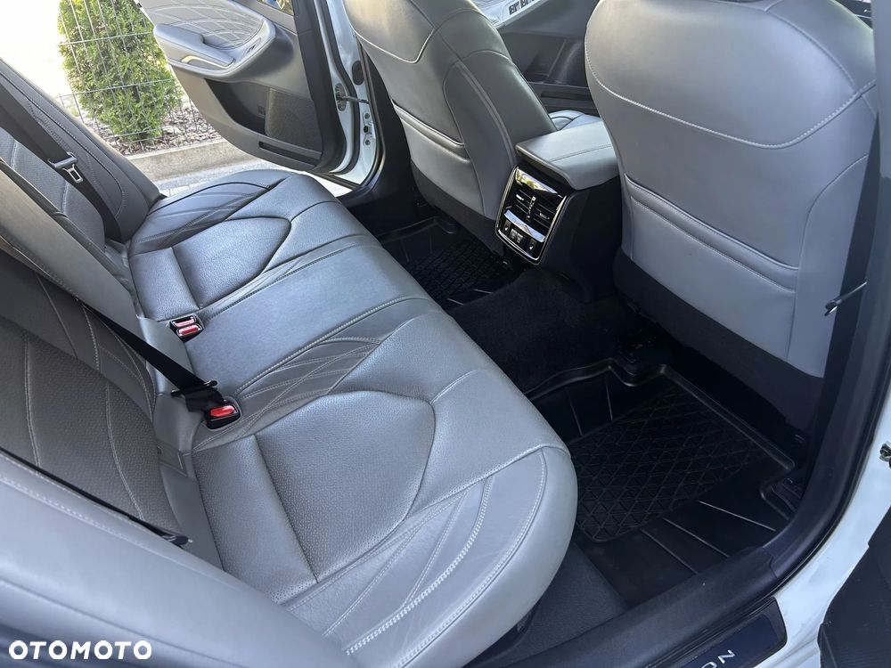 Toyota Avalon - 9