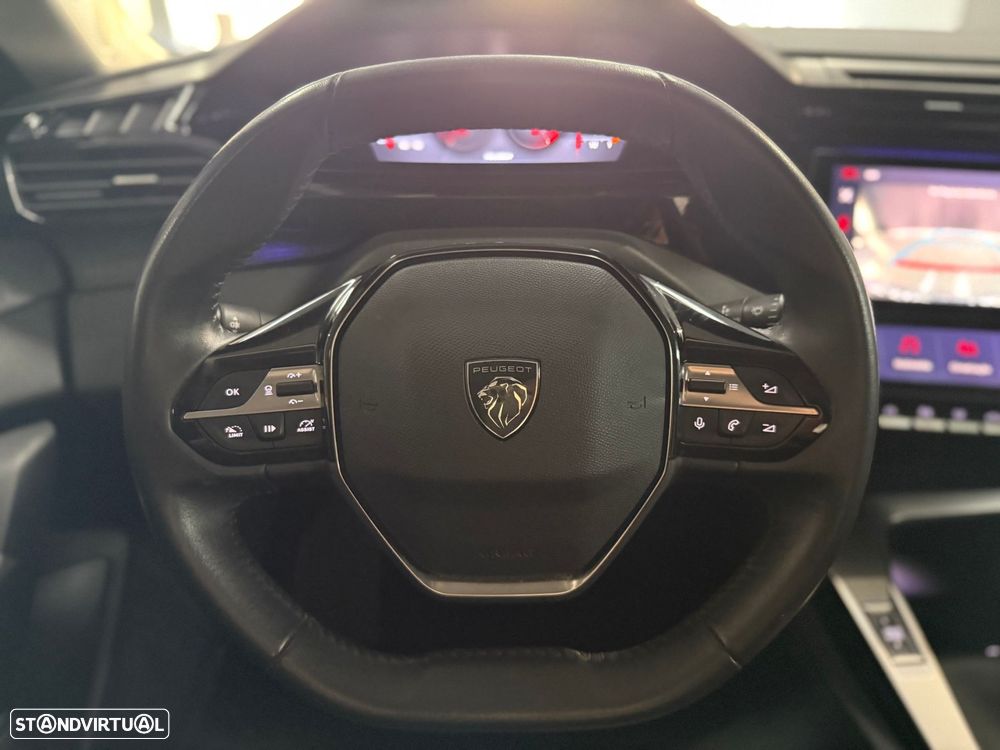 Peugeot 308 1.2 PureTech Allure - 18