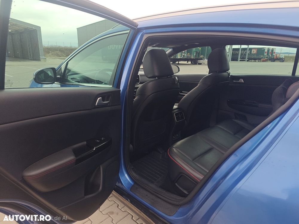 Kia Sportage 2.0 DSL 8AT HP 4x4 GT Line - 16