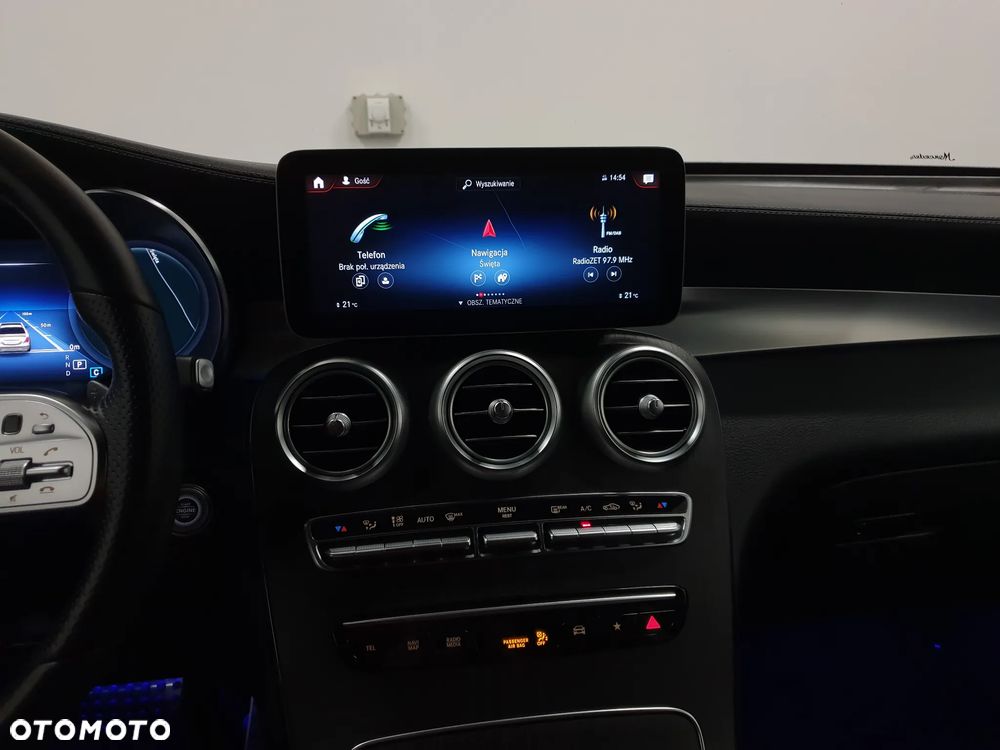 Mercedes-Benz GLC 300 d 4Matic 9G-TRONIC AMG Line Plus - 13