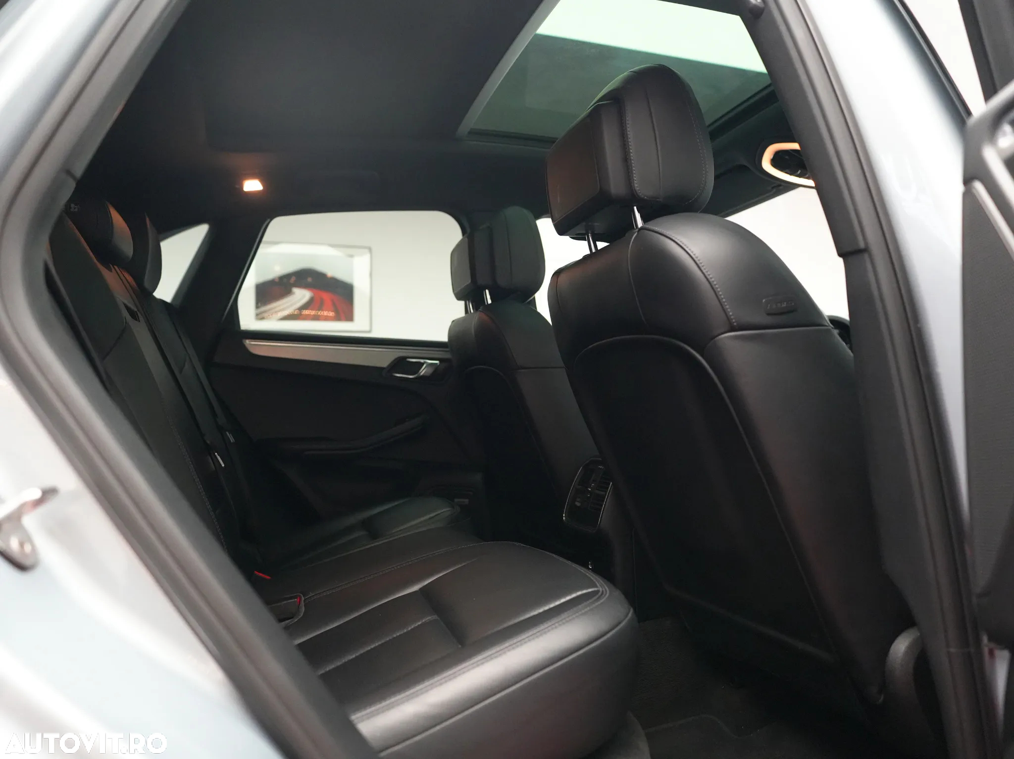 Porsche Macan Standard - 13