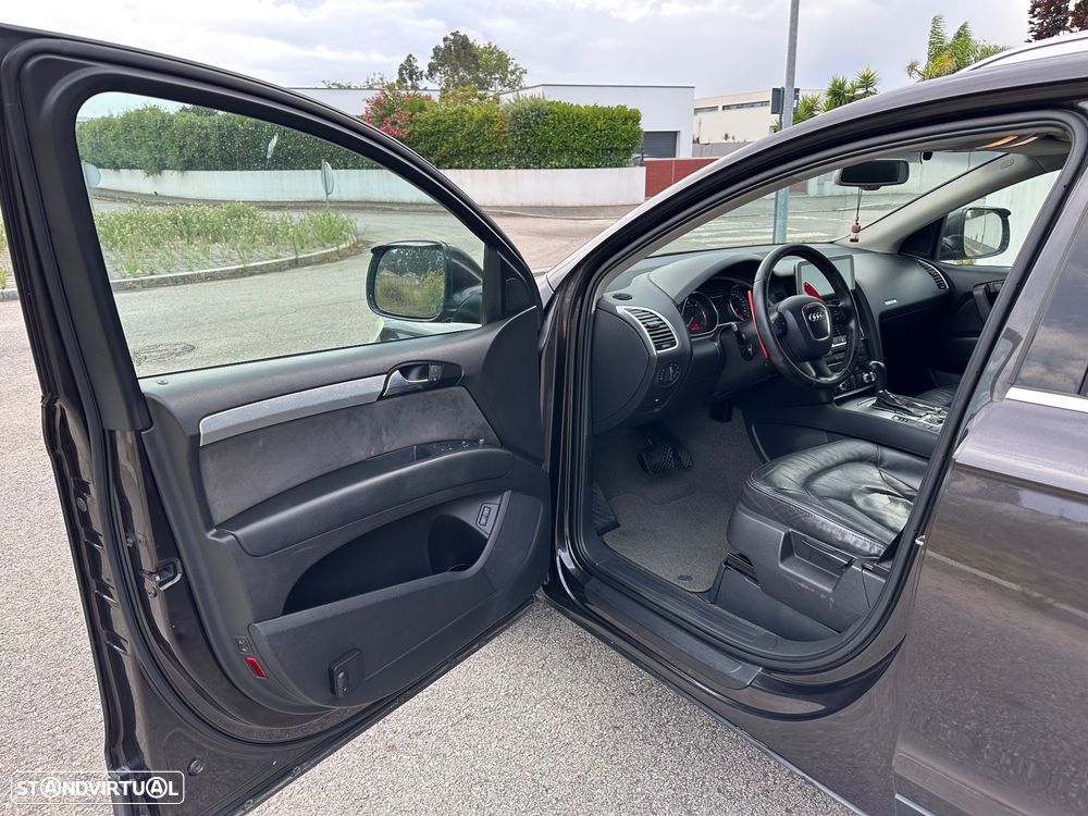 Audi Q7 3.0 V6 TDi quattro Tiptronic - 9