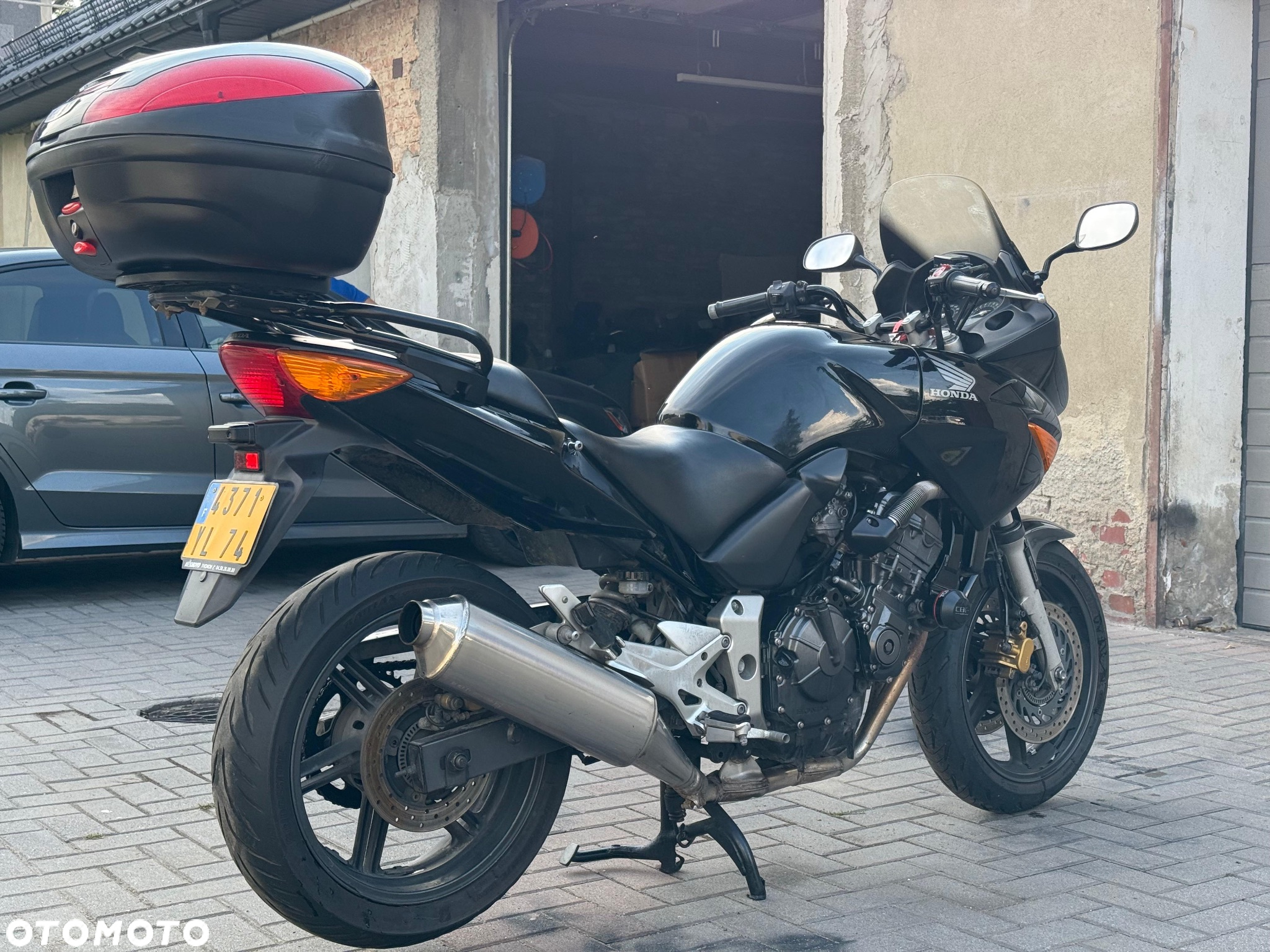 Honda CBF - 4