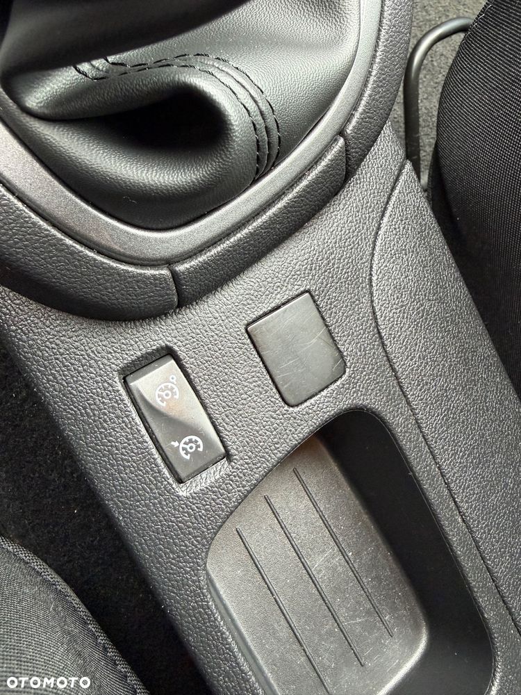 Renault Clio ENERGY TCe 90 Start & Stop Limited - 37
