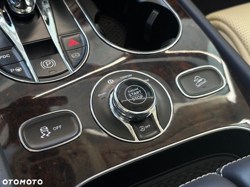 Bentley Bentayga - 33