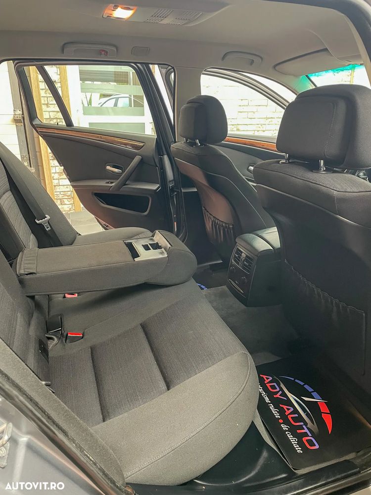 BMW Seria 5 520d Touring - 16