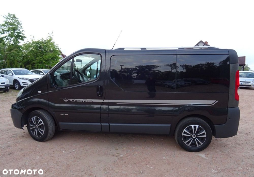Renault Trafic - 16
