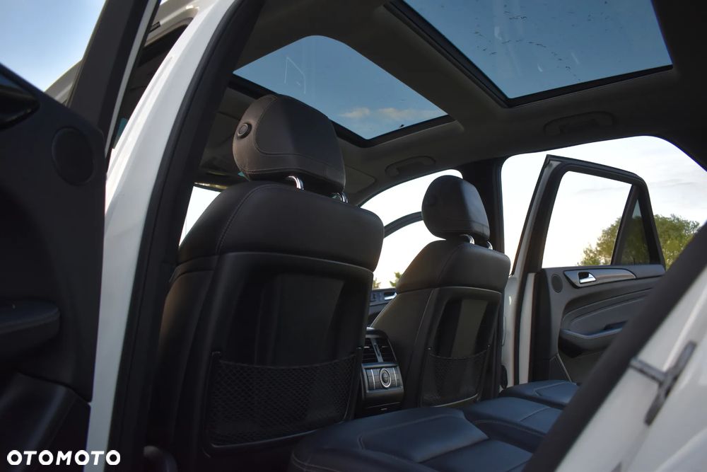 Mercedes-Benz ML 350 BlueTEC 4-Matic - 8