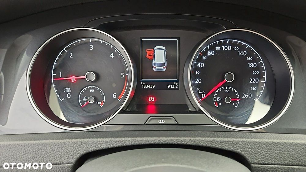 Volkswagen Golf - 14