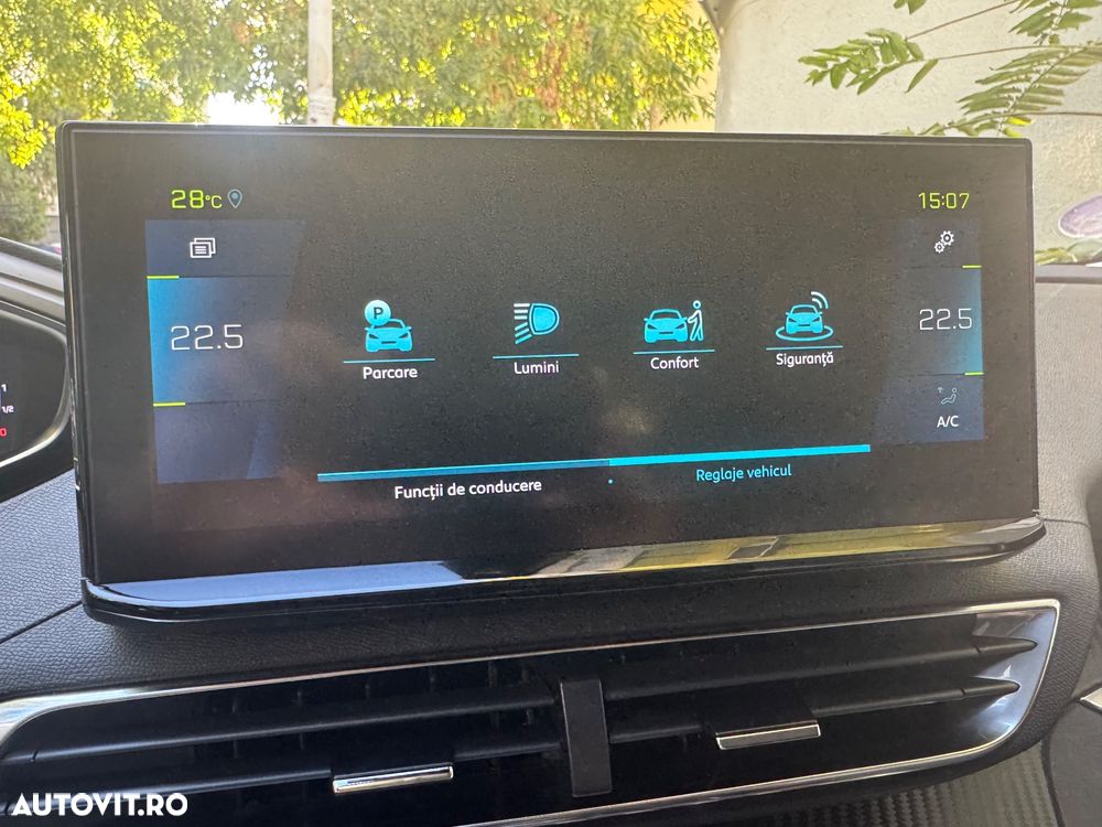 Peugeot 3008 Plug-In Hybrid 225 e-EAT8 Allure Pack - 27