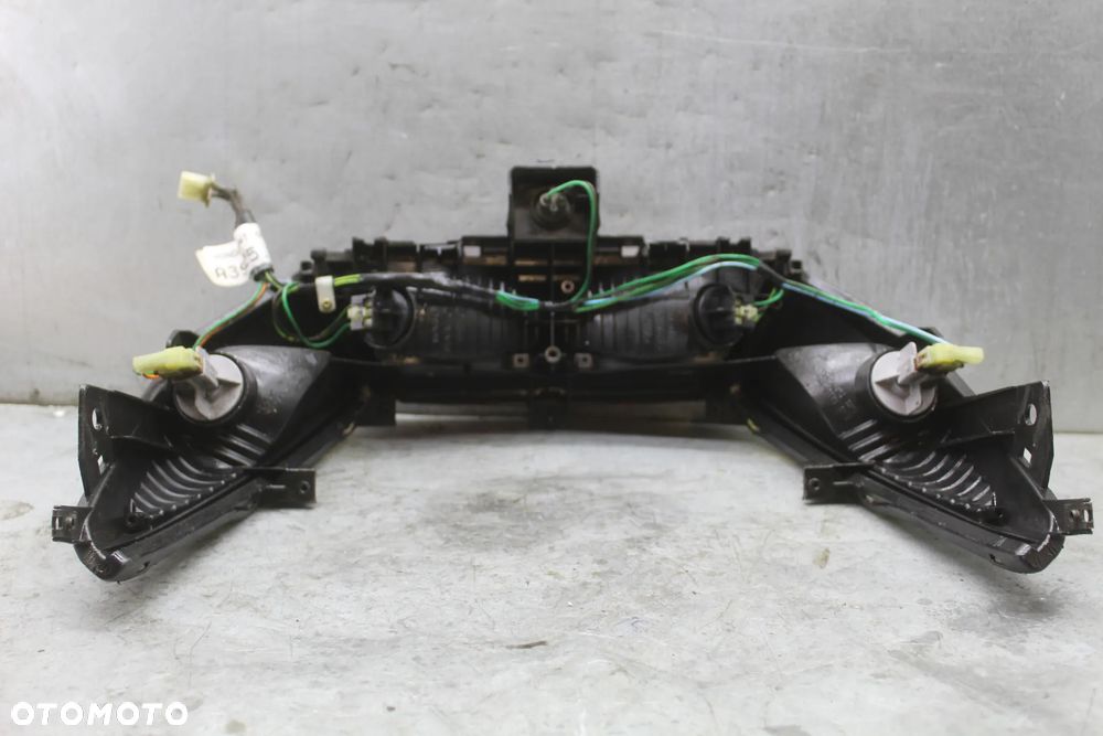 Honda SWT Silver Wing 600 400 lampa tył tylna - 4