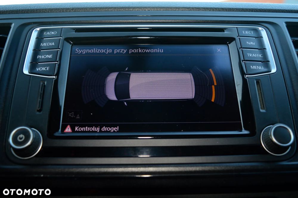 Volkswagen Caravelle 2.0 BiTDI L1 Highline DSG - 36