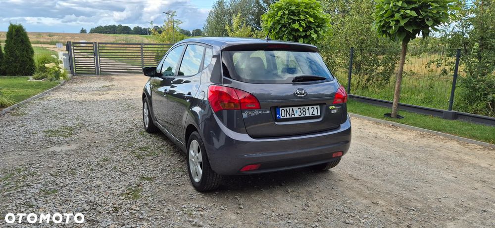 Kia Venga - 6