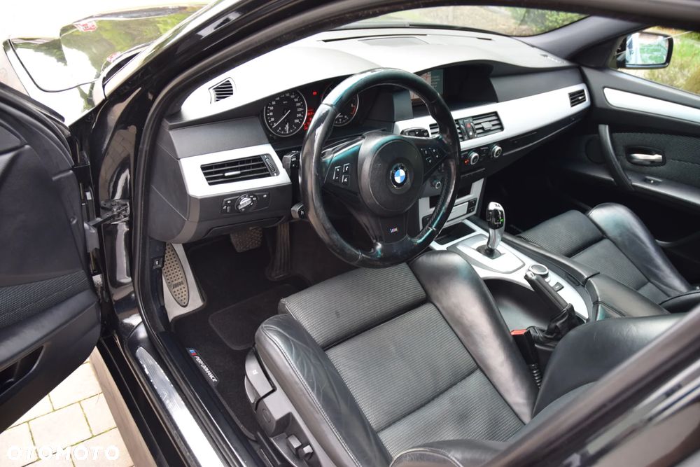 BMW Seria 5 520d - 22