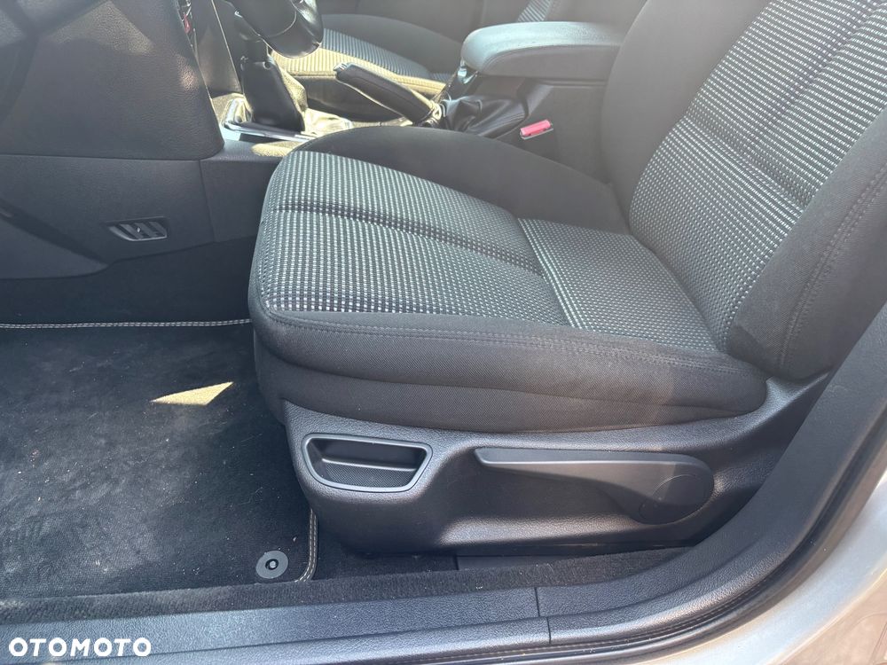 Peugeot 407 2.0 Premium - 23