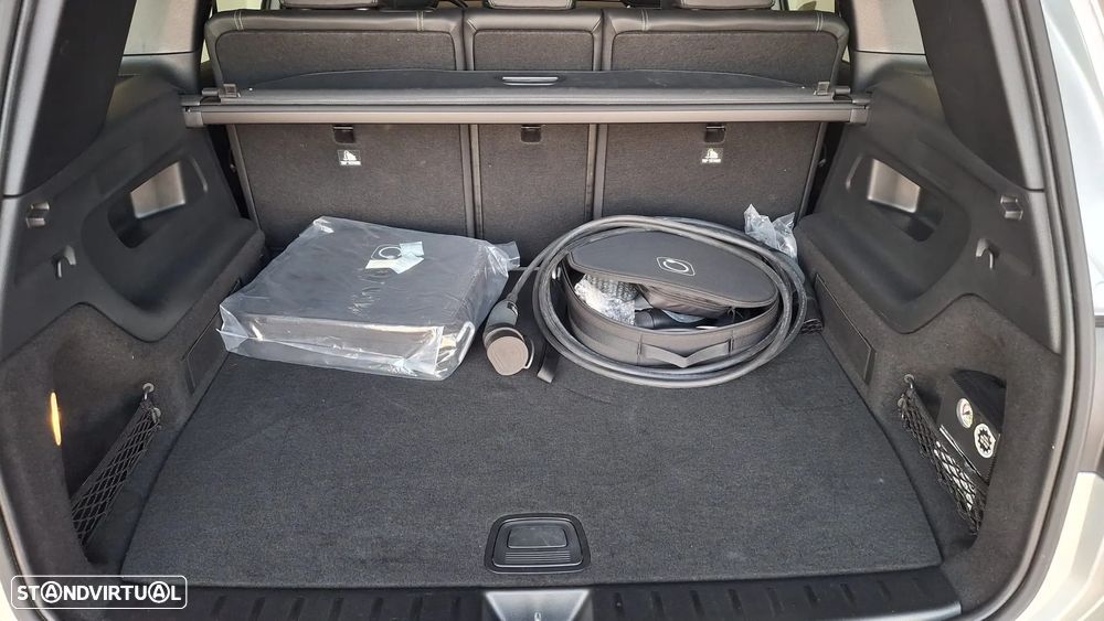 Mercedes-Benz EQB 250 Progressive - 17