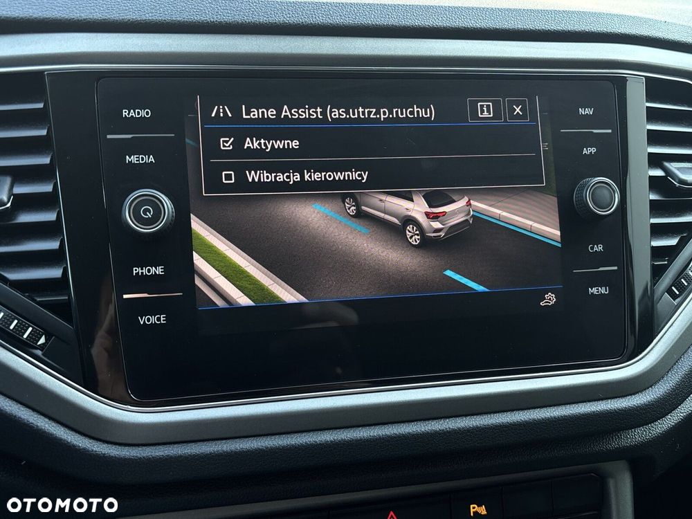 Volkswagen T-Roc - 23