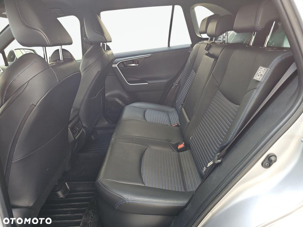 Toyota RAV4 - 22