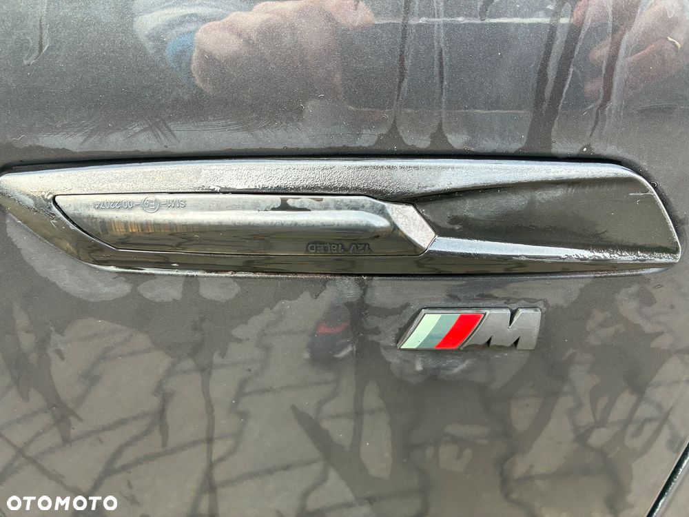 BMW Seria 5 525d Luxury Line - 4