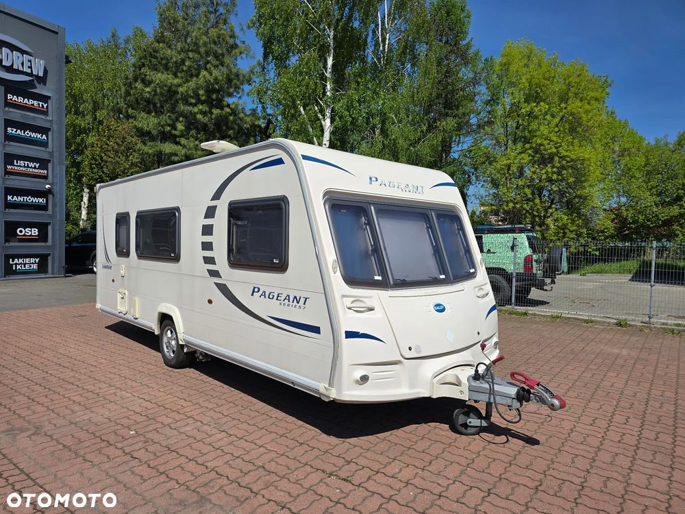 Bailey Pageant S7 Champagne - 1