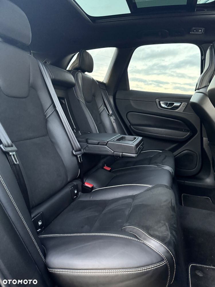 Volvo XC 60 D4 Geartronic RDesign - 20