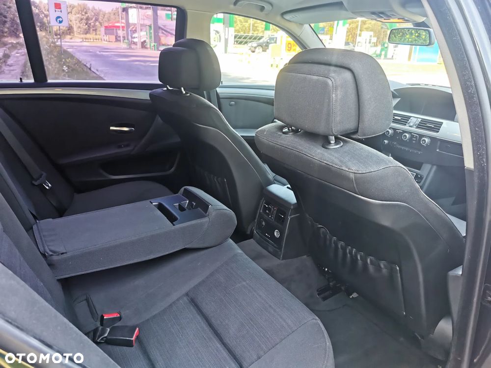BMW Seria 5 520d - 10
