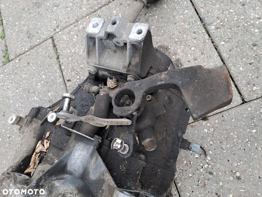 Audi Seat Skoda Volkswagen 1.6 FSi skrzynia 6-biegów kod GVV z półosiami - 7