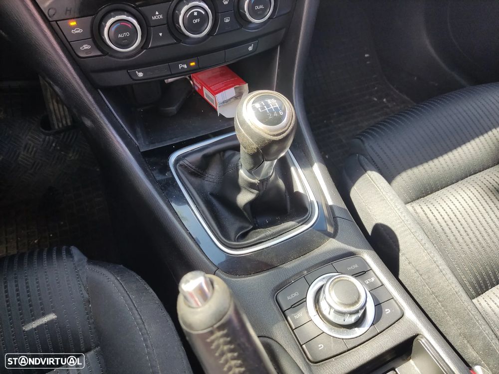 Mazda 6 2.2 SKY-D Evolve Navi - 15