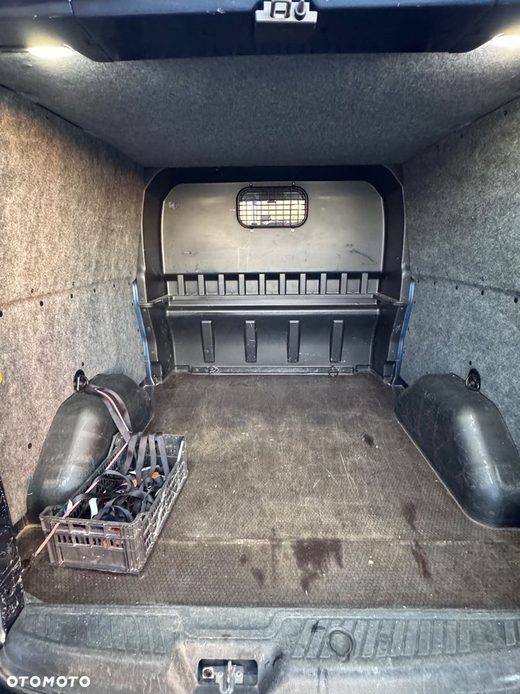 Ford Transit Custom - 13