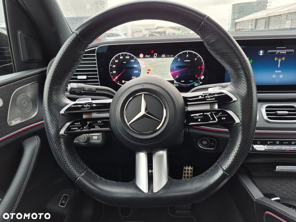 Mercedes-Benz GLE - 25